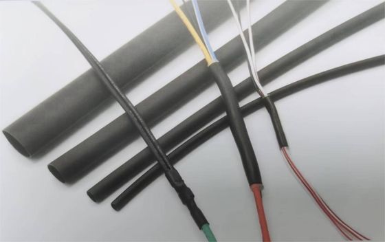 高収縮比,半固い二重壁接着材で覆われた熱収縮ポリオレフィンチュービング