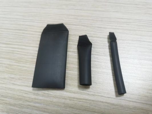 水,湿気,化学的粘着剤で覆われた隔熱キャップ